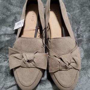 Taupe Loafer with Bow Size 9.5